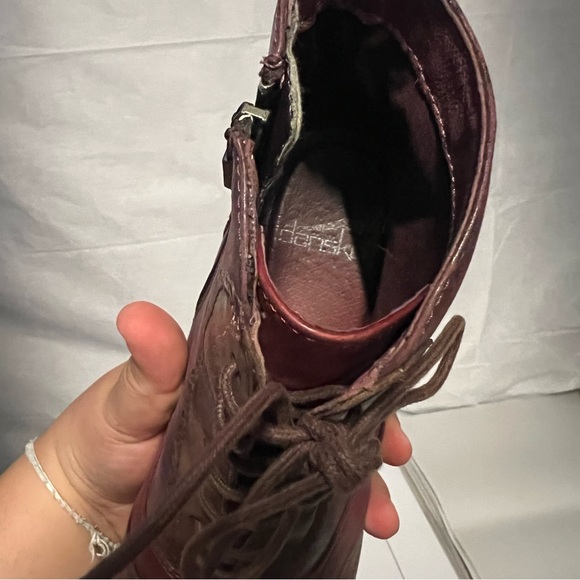 Dansko Felix Leather Ankle Boot Red Brown Purple Leather Lace Up SZ 36 - Picture 9 of 16